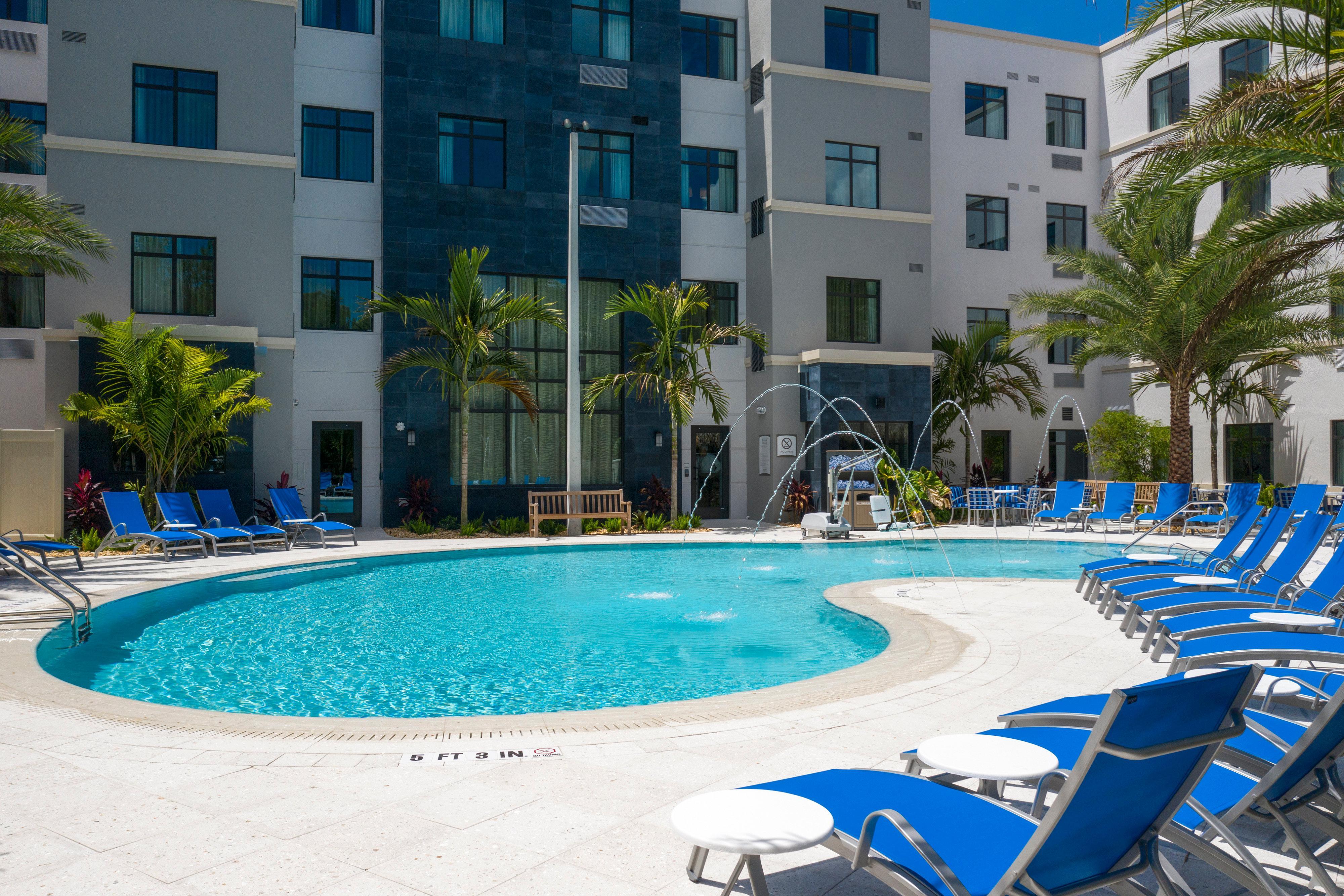 驻桥套房酒店-那不勒斯-马可岛 Lely Resort 外观 照片